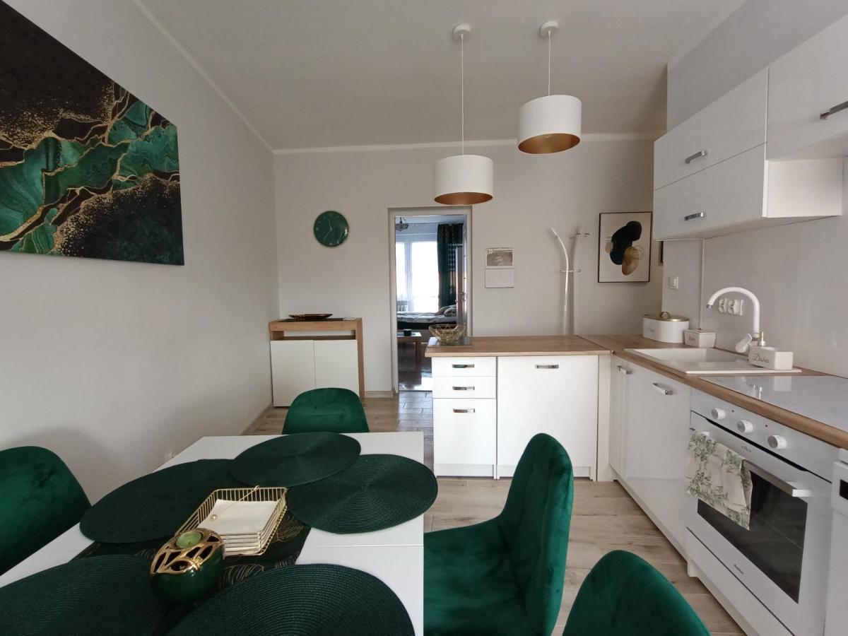 Szmaragdowy Apartament Przy Ulicy Opolskiej Tarnowskie Gory Ngoại thất bức ảnh