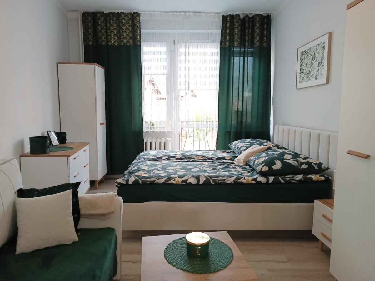 Szmaragdowy Apartament Przy Ulicy Opolskiej Tarnowskie Gory Ngoại thất bức ảnh